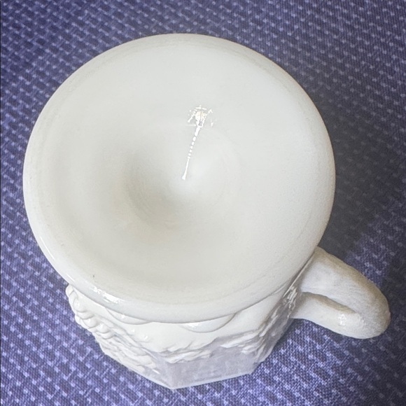 Westmoreland Milk Glass Creamer/pitcher Grape Design 5.25” tall - Picture 6 of 8